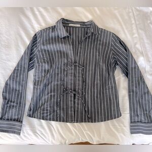 A&F Tie Front Poplin Shirt